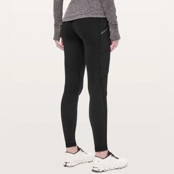 Lululemon Toasty Tech Tight II Black size 6 (small) $138 msrp - Picture 2 of 10